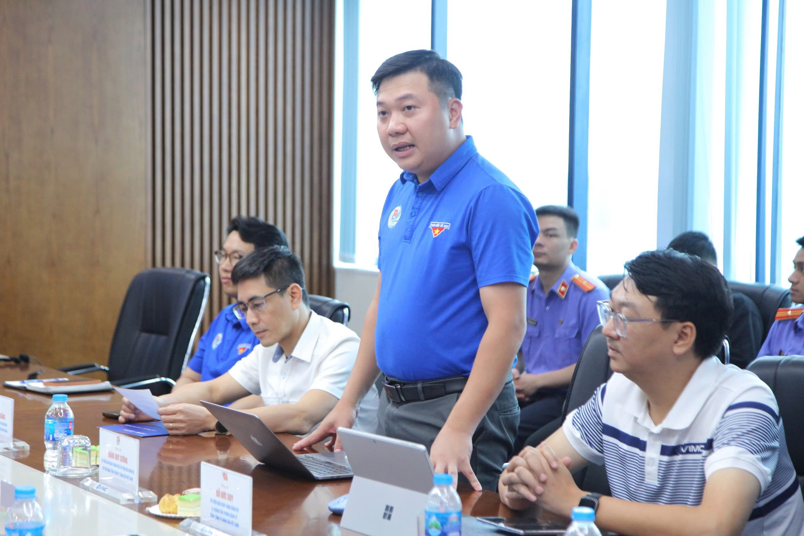 Unterzeichnung des Kooperationsprogramms 2025 zwischen der VIMC Youth Union und der Youth Union of Nghe An Provincial Party Agencies