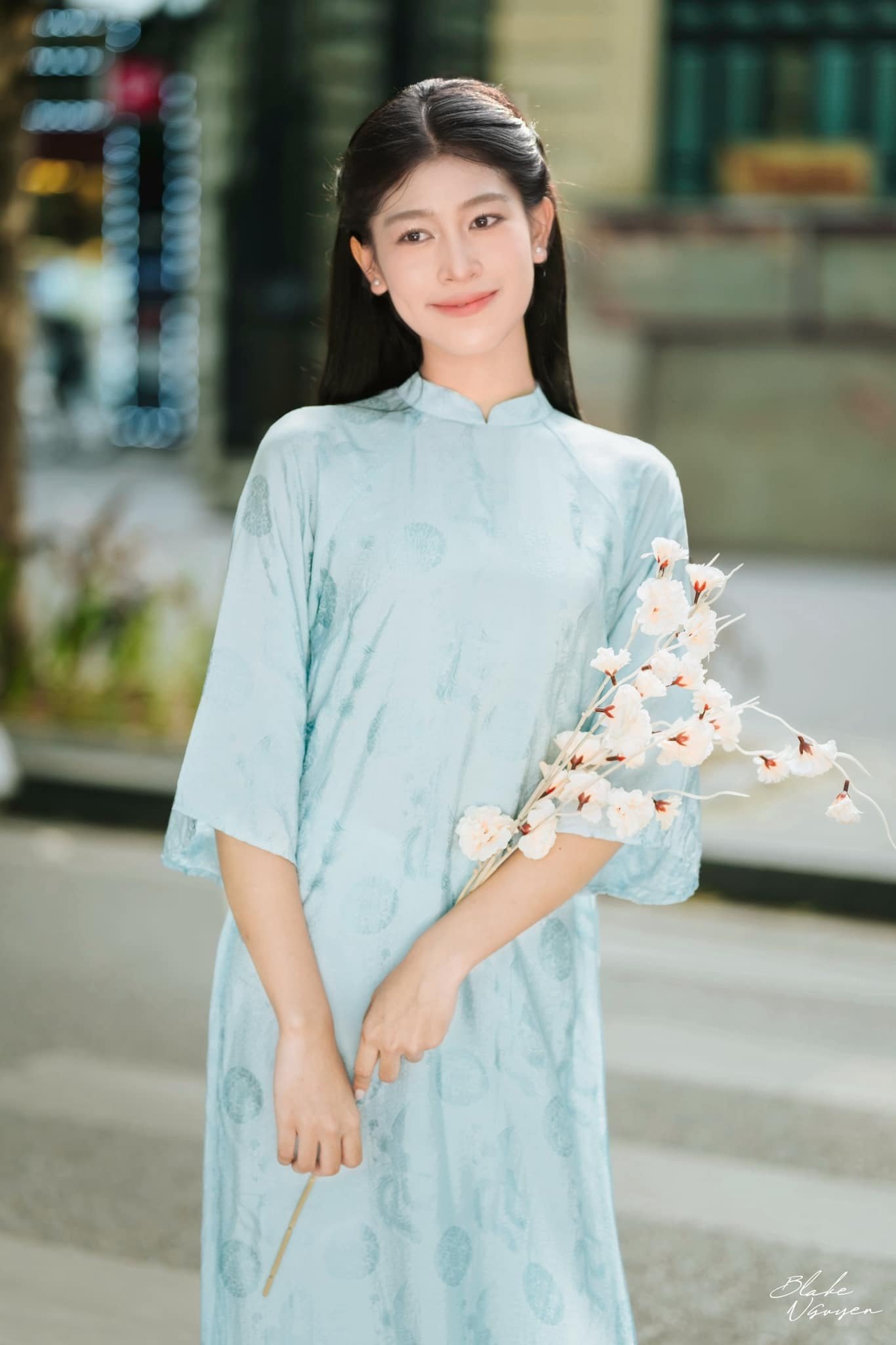 Nữ sinh xinh đẹp cao 1,73m, đỗ 3 đại học, thạo cả tiếng Anh và tiếng Pháp - 4