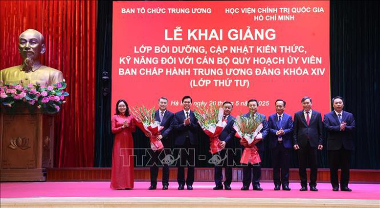 Xây dựng phương pháp, tư duy khoa học và tầm nhìn chiến lược cho cán bộ quy hoạch Ủy viên Trung ương Đảng khóa XIV- Ảnh 1.