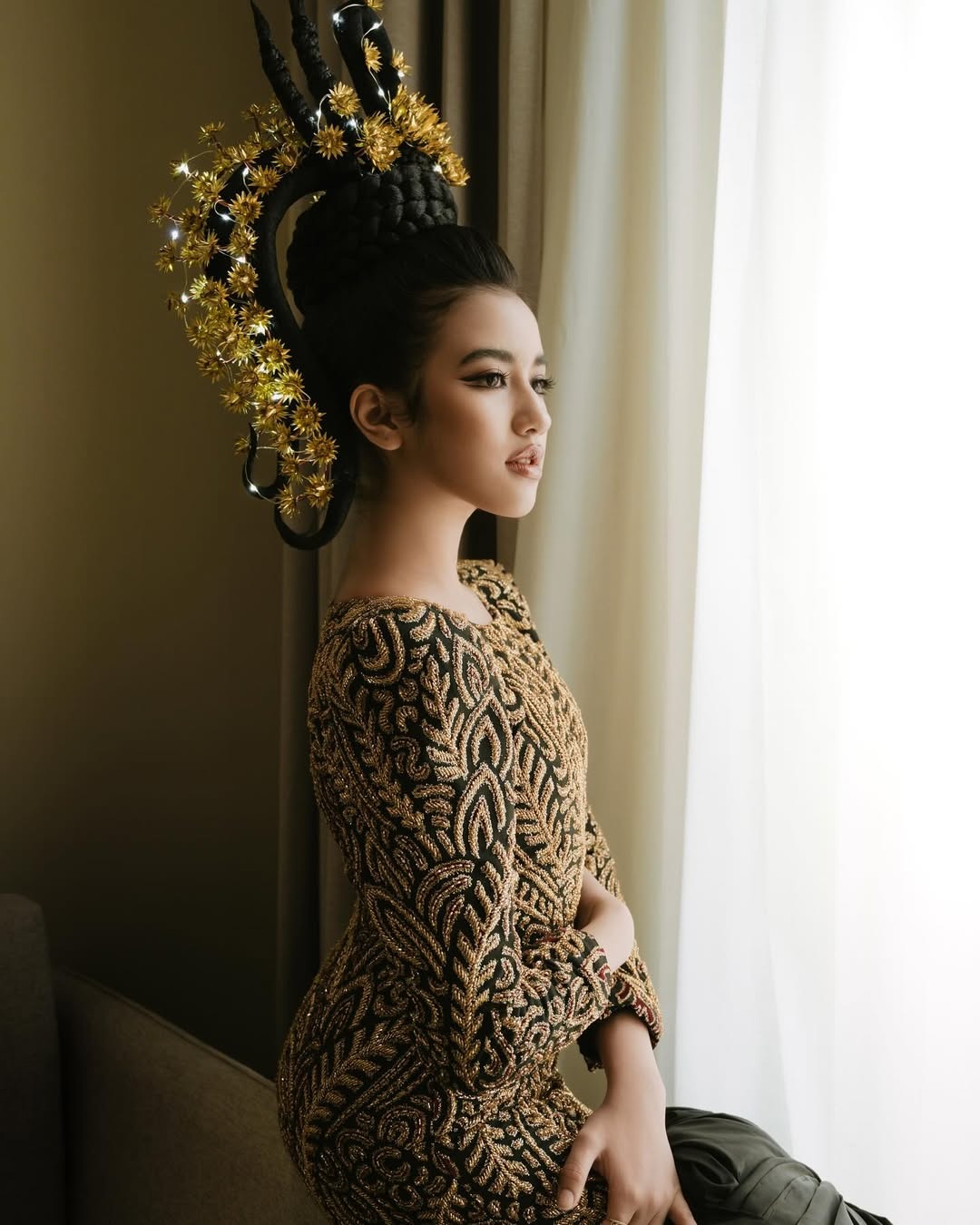 Công chúa 13 tuổi của Campuchia tỏa sức hút của một ngôi sao showbiz - 6