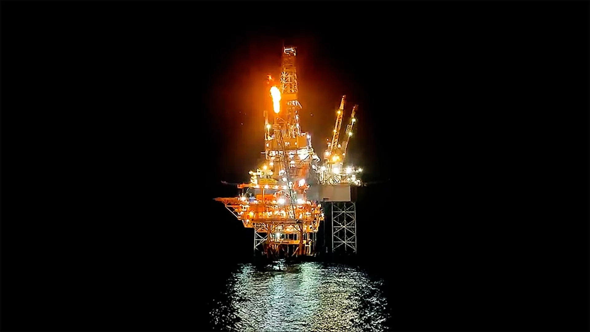 Petrovietnam đặt mục tiêu ‘mỗi tháng vận hành một công trình mới’, duy trì đà tăng trưởng