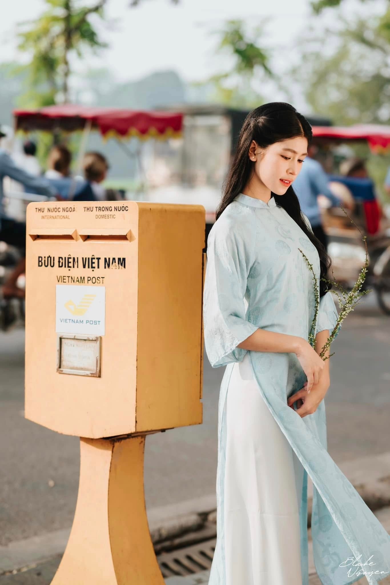 Nữ sinh xinh đẹp cao 1,73m, đỗ 3 đại học, thạo cả tiếng Anh và tiếng Pháp - 3