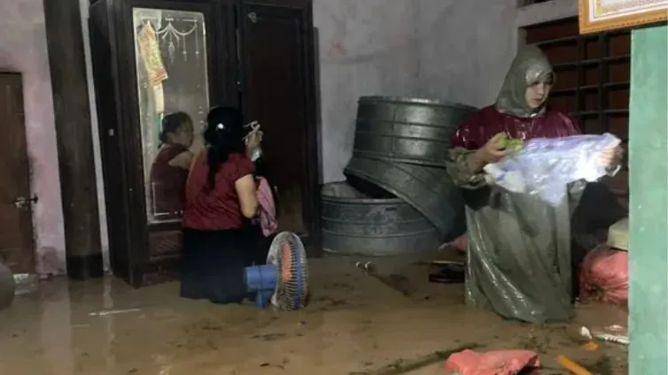 Ngày 25-5, mưa lớn gây ngập nhiều địa phương ở Hà Tĩnh