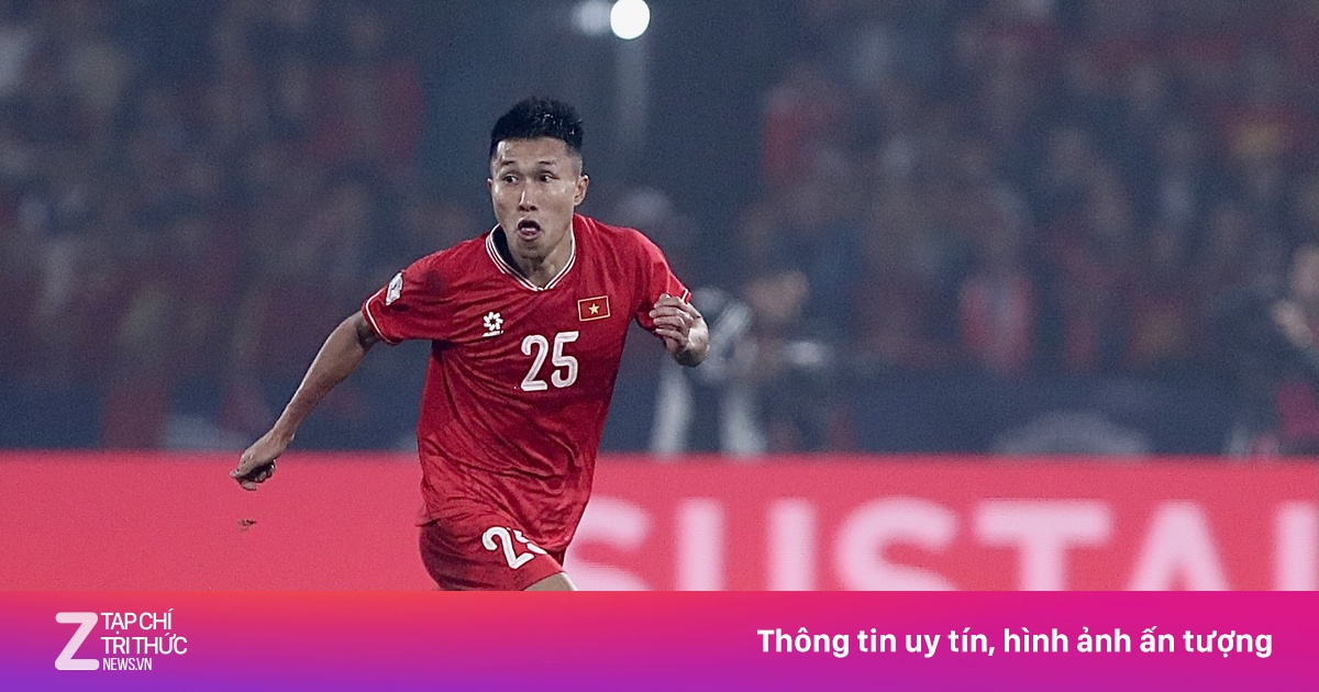 Coach Kim is looking for Doan Ngoc Tan 2.0 in the Vietnam team.