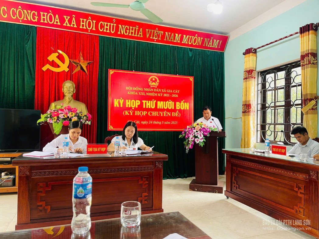 HĐND xã Gia Cát, huyện Cao Lộc tổ chức họp thông qua kết quả lấy ý kiến cử tri (sáng 24/5/2025) 