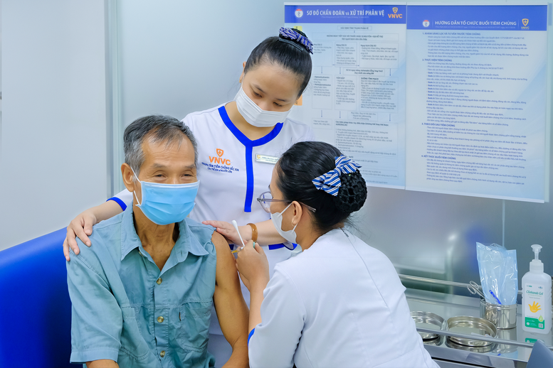 Công ty Vaccine VNVC và Tập đoàn dược phẩm Sanofi hợp tác chuyển giao công nghệ sản xuất vaccine - Ảnh 2.