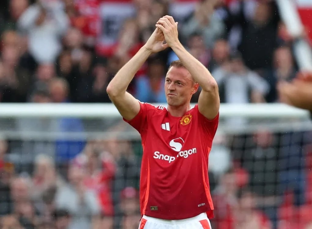 Man Utd chia tay 3 cầu thủ sau mùa giải tệ hại - 1