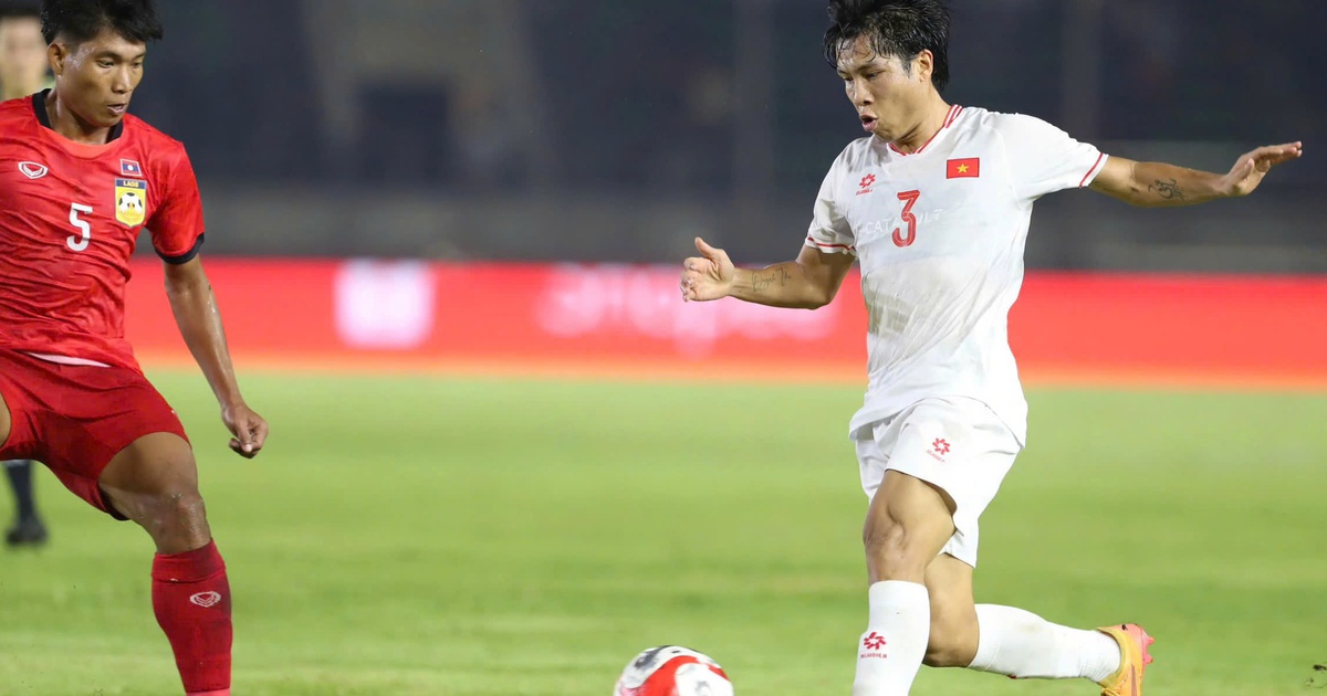 Vietnam Team: Mr. Kim has a headache with out-of-phase wings