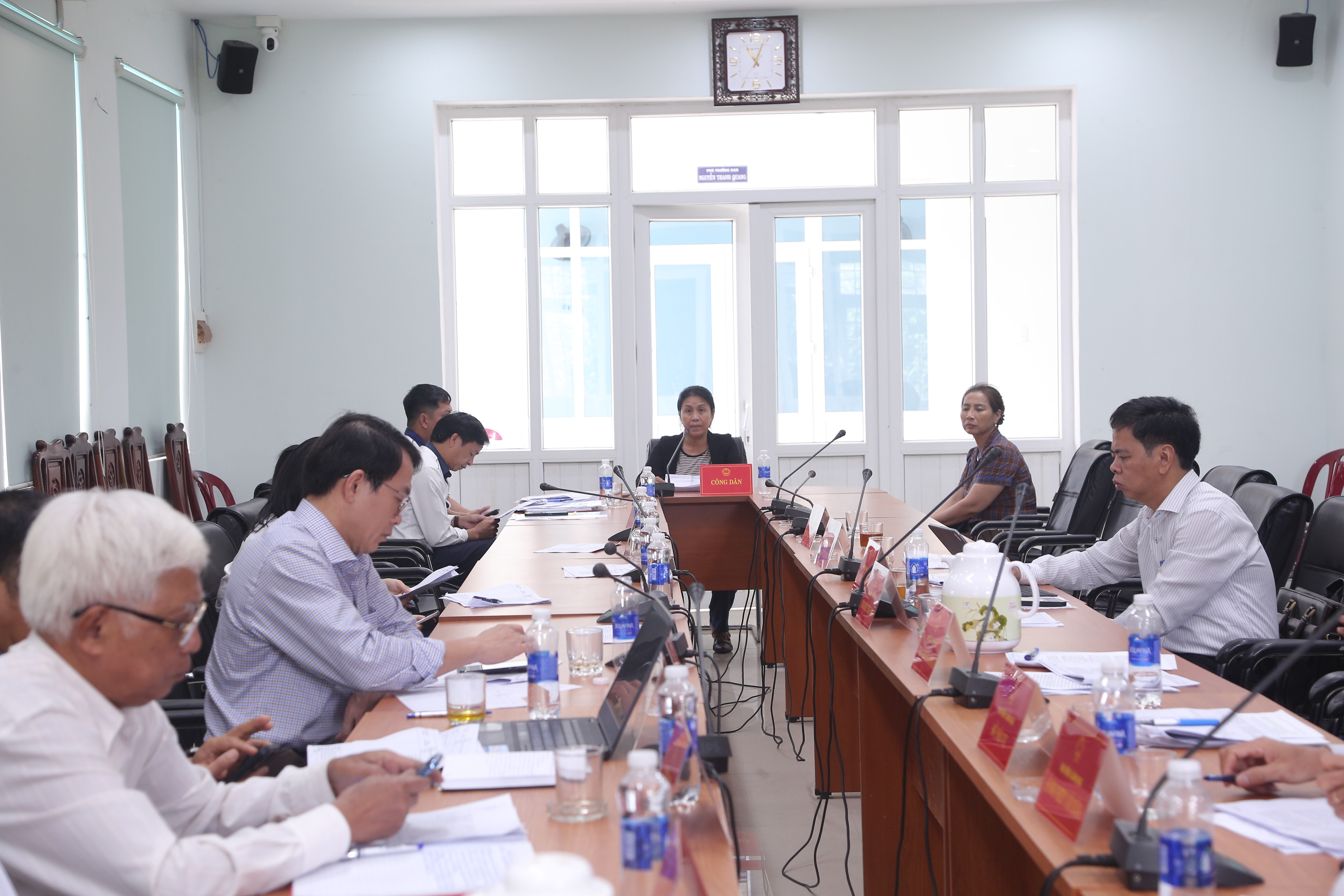 รักษาการประธานคณะกรรมการประชาชนจังหวัด ฮวงนาม รับประชาชนเป็นระยะในเดือนพฤษภาคม 2568