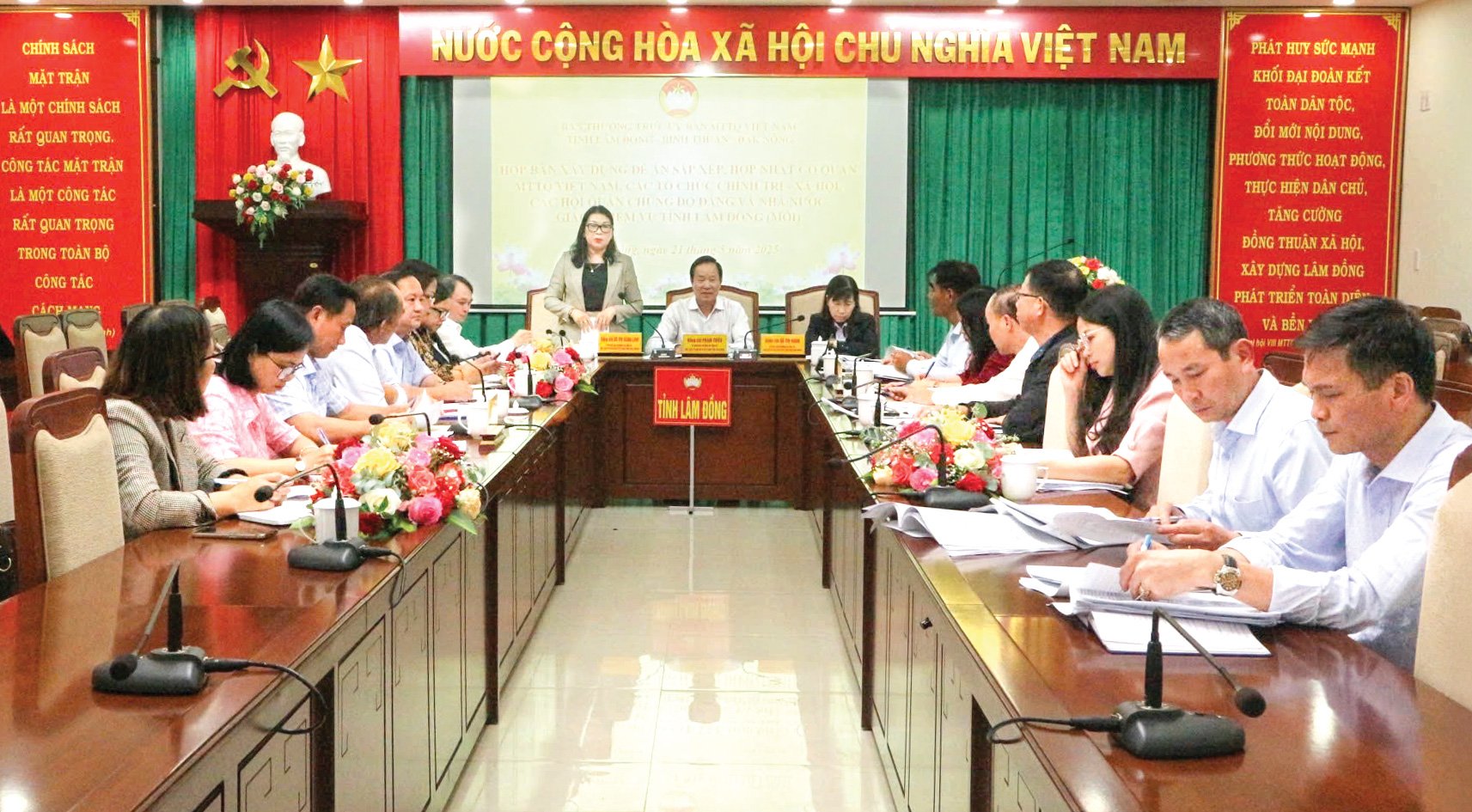 Tiến độ làm việc, xây dựng Đề án Hợp nhất, sáp nhập Mặt trận, các đoàn thể
3 tỉnh Lâm Đồng, Bình Thuận, Đắk Nông được triển khai khẩn trương