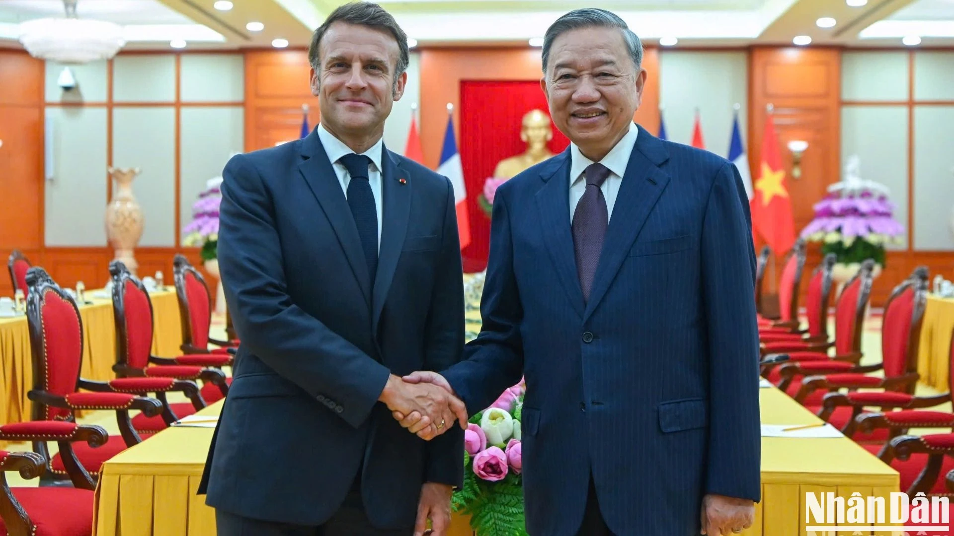 [Photo] General Secretary To Lam receives French President Emmanuel Macron photo 2