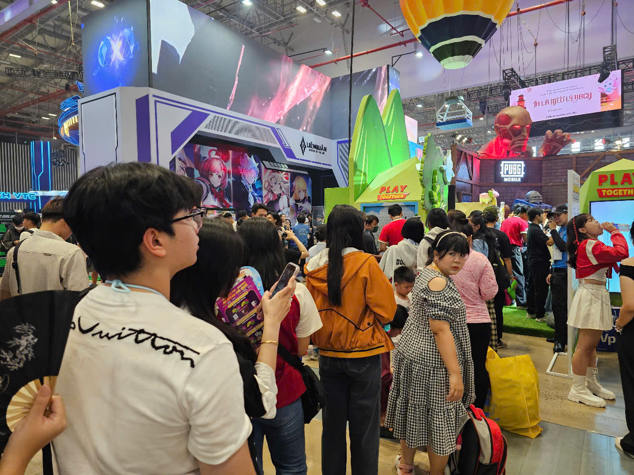 Hàng ngàn game thủ tụ hội tại sự kiện game lớn nhất Việt Nam năm 2025 - Ảnh 5.