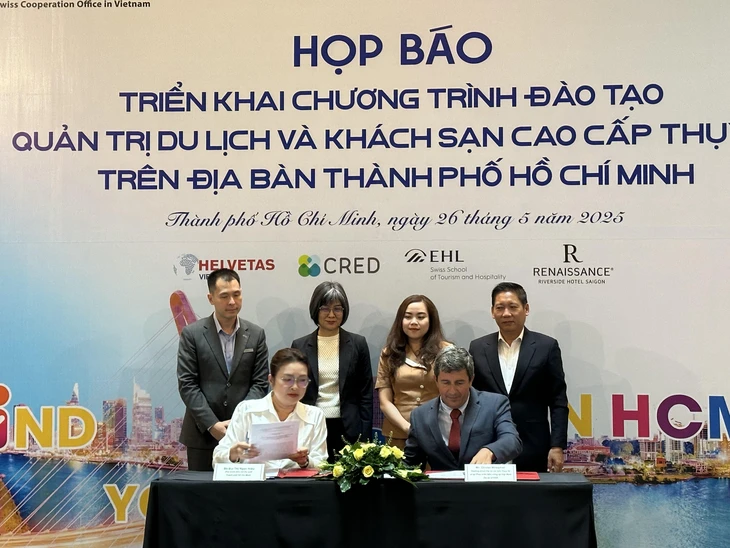 du lịch - Ảnh 2.
