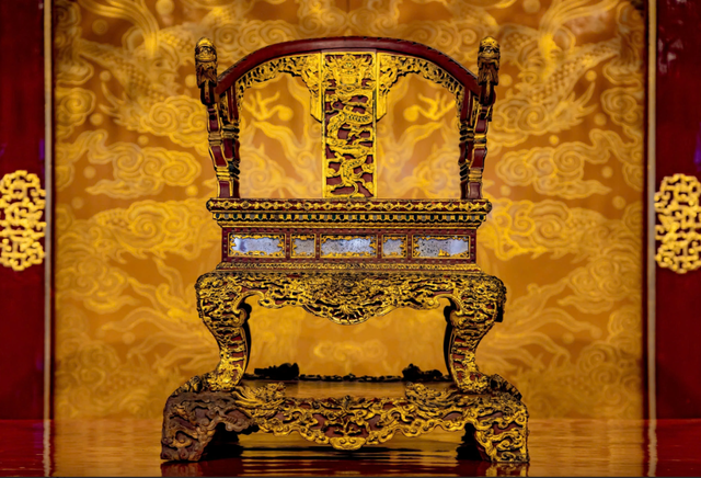 Ngai vàng triều Nguyễn bị phá hoại: Lời cảnh tỉnh đau đớn về việc buông lỏng - Ảnh 1.