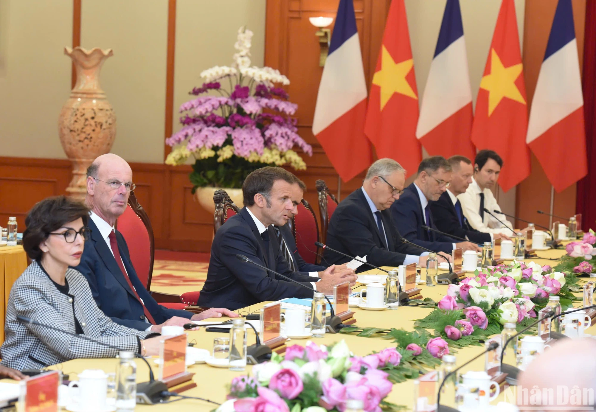 [Photo] General Secretary To Lam receives French President Emmanuel Macron photo 8