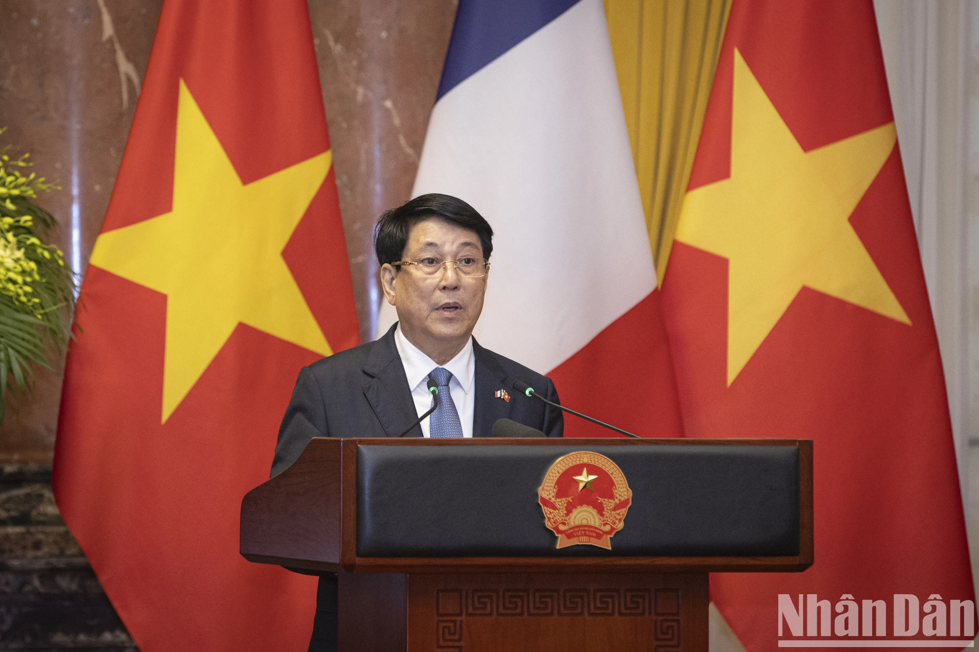 [Foto] Zeremonie zum Austausch von Kooperationsdokumenten zwischen Vietnam und Frankreich, Foto 8