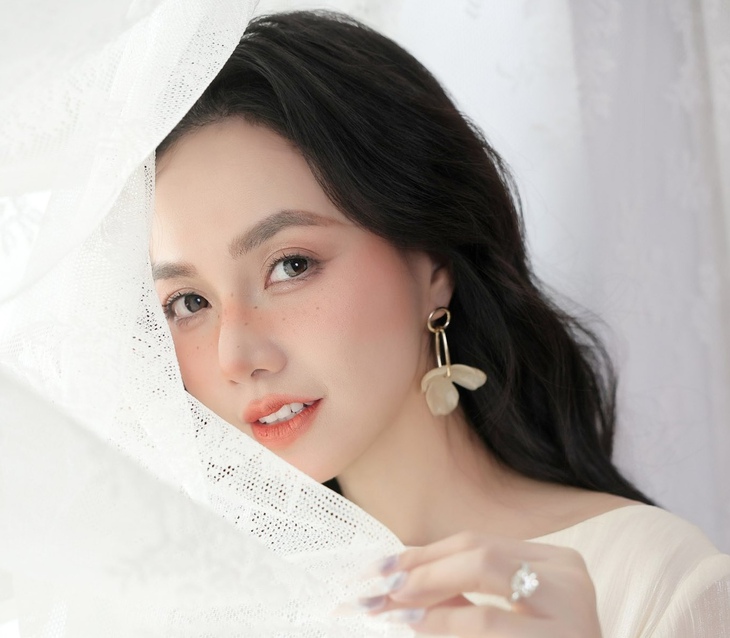 Đinh Ngọc Diệp - Ảnh 1.