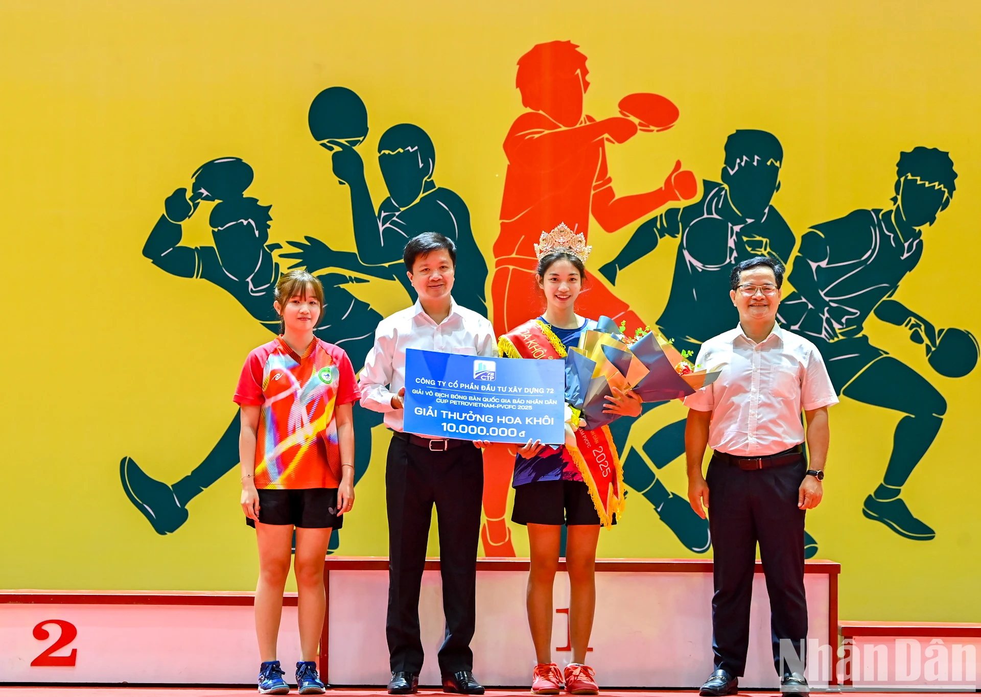 [Photo] Panorama de la cérémonie de clôture du 43e Championnat national de tennis de table du journal Nhan Dan photo 17