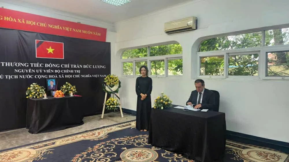 Embajador de Rusia en Tanzania, Andrey Auetisyan