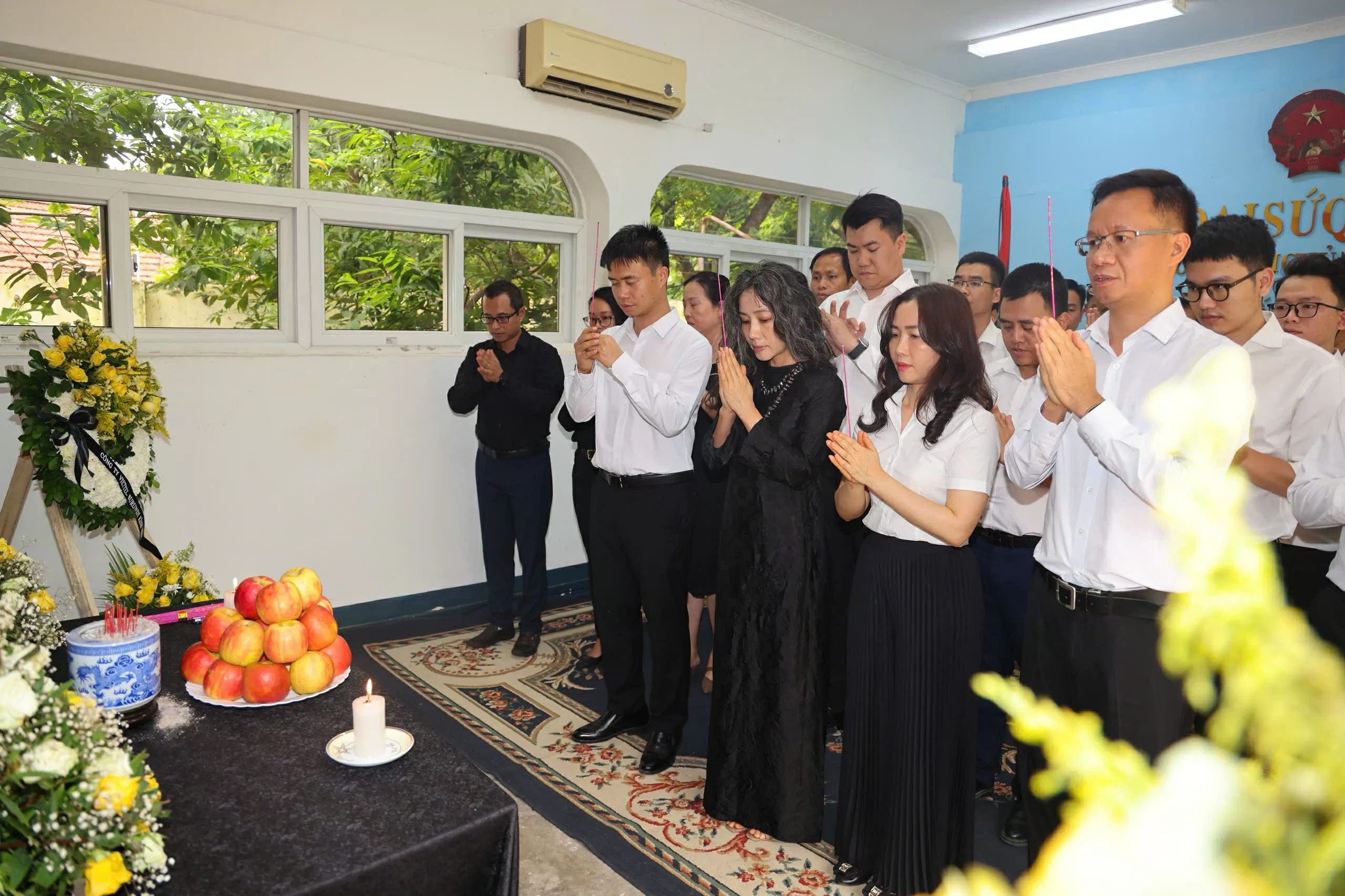 La Embajada de Vietnam en Tanzania abre un libro de condolencias en memoria del expresidente Tran Duc Luong