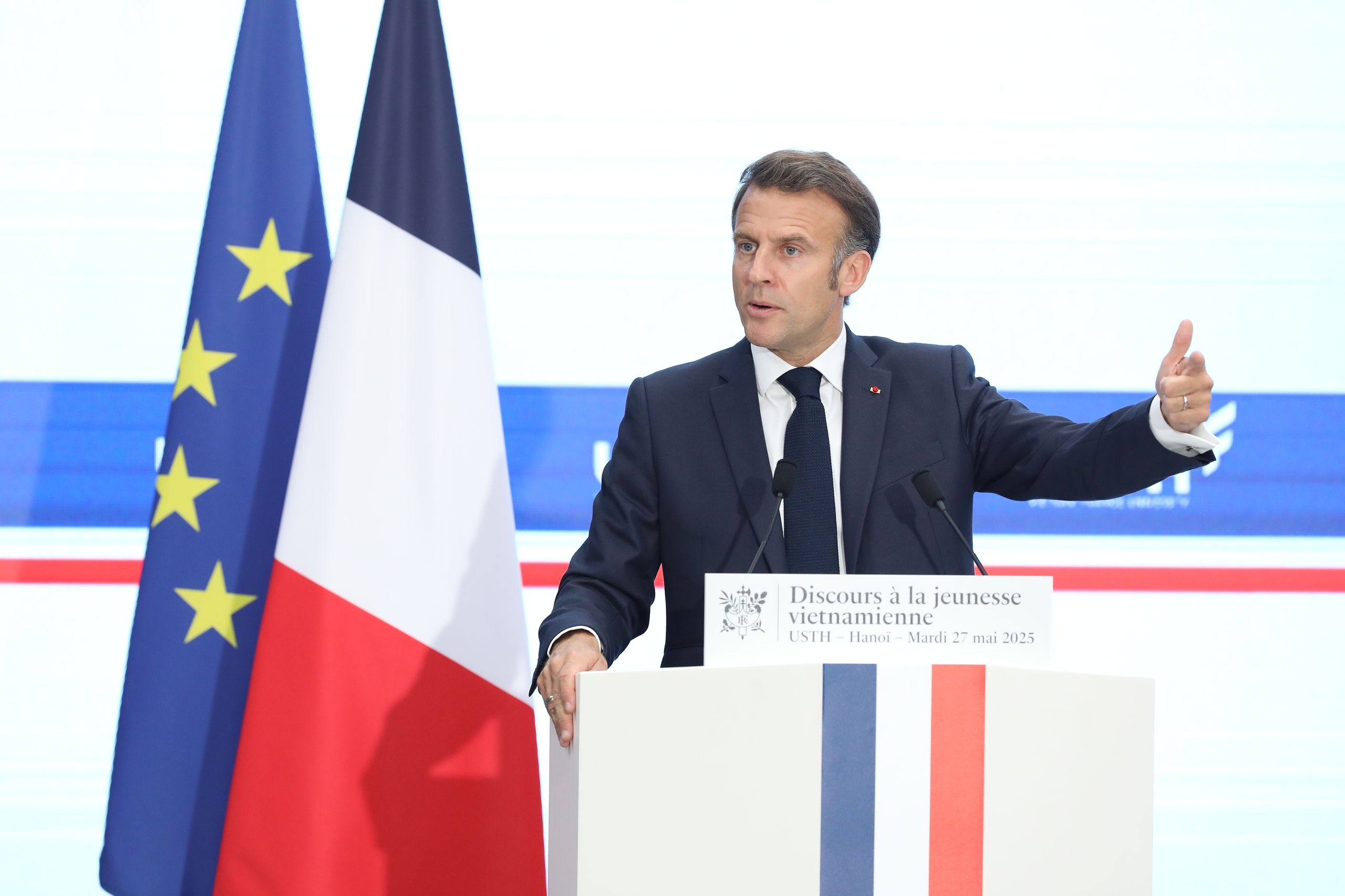 Tổng thống Pháp Emmanuel Macron thúc đẩy hợp tác giáo dục và công nghệ với Việt Nam - Ảnh 1.