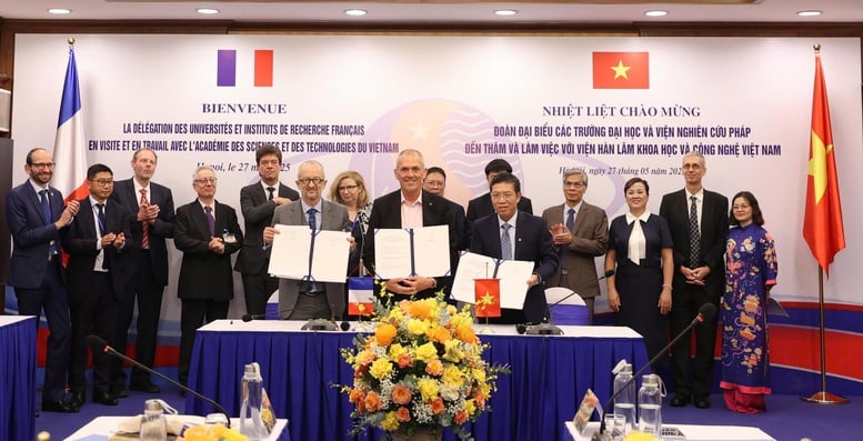 Việt Nam - Pháp mở rộng hợp tác khoa học, công nghệ và đào tạo- Ảnh 2.