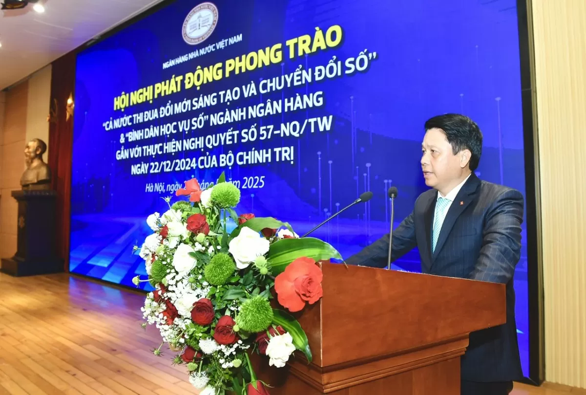 ‘Bình dân học vụ số’ trong ngành ngân hàng