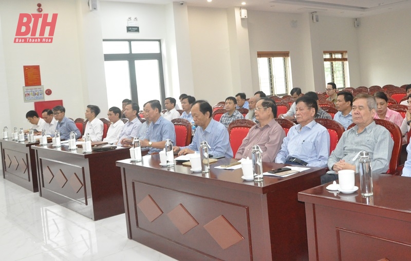 Scientific workshop on solutions to solve the shortage of production labor in rural areas