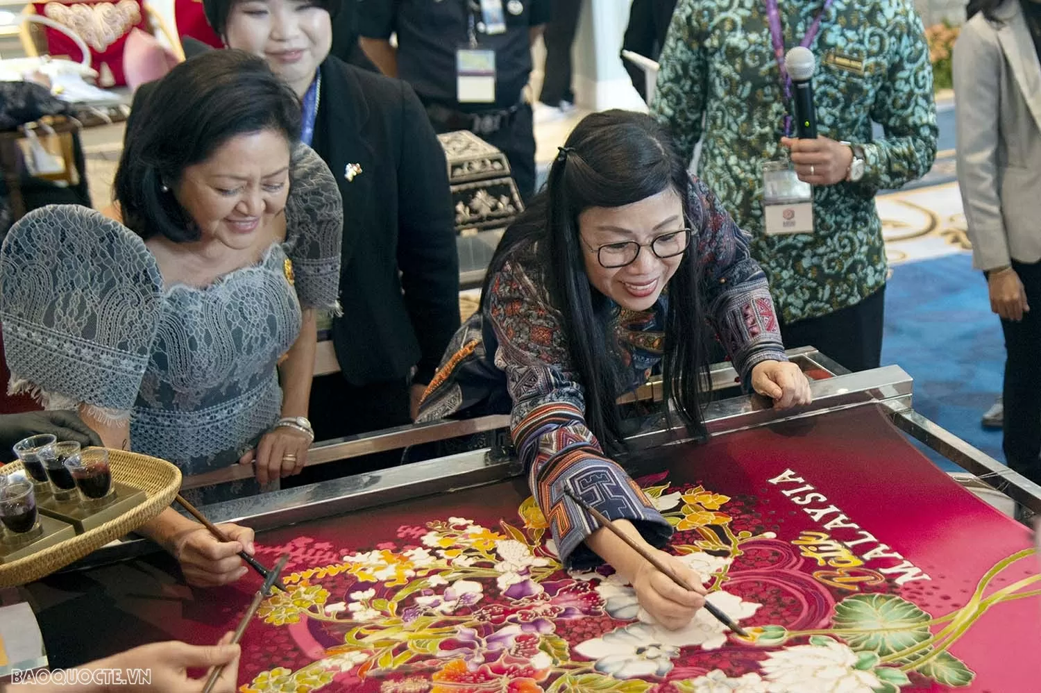 Phu nhân Thủ tướng Việt Nam Lê Thị Bích Trân dự chương trình Phu nhân Hội nghị cấp cao ASEAN lần thứ 46