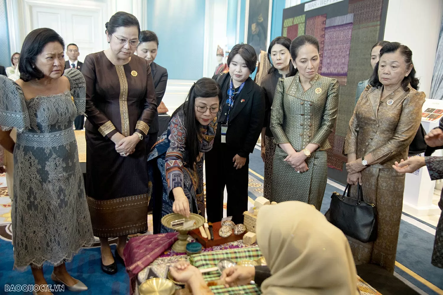 Phu nhân Thủ tướng Việt Nam Lê Thị Bích Trân dự chương trình Phu nhân Hội nghị cấp cao ASEAN lần thứ 46