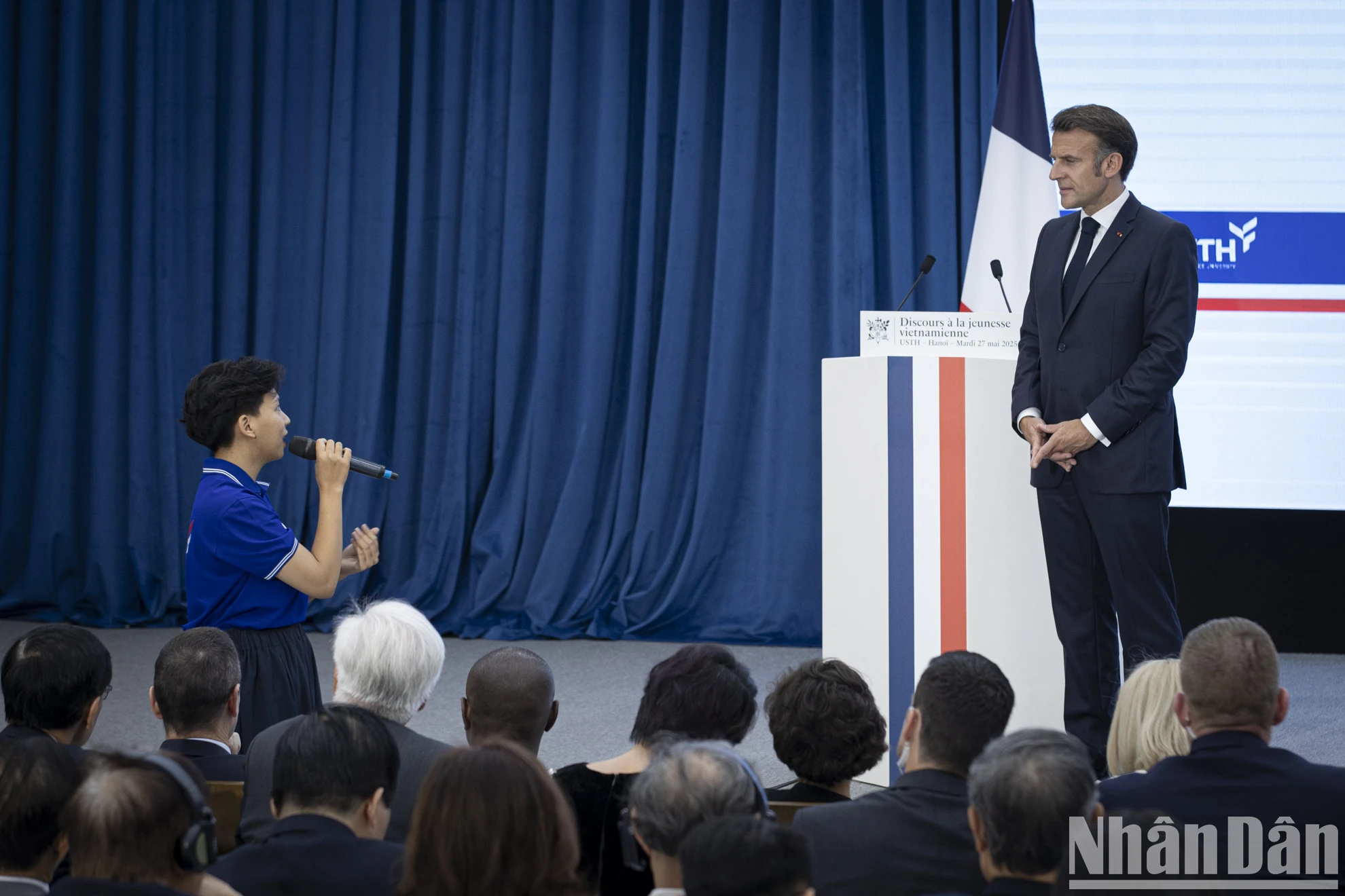 [Ảnh] Phó Chủ tịch nước Võ Thị Ánh Xuân cùng Tổng thống Pháp Emmanuel Macron và Phu nhân thăm Trường đại học Khoa học và Công nghệ Hà Nội ảnh 7