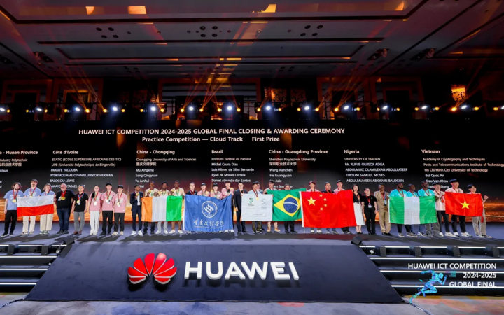 Sinh viên Việt Nam phá kỷ lục thành tích tại vòng chung kết toàn cầu cuộc thi Huawei ICT Competition 2024-2025.