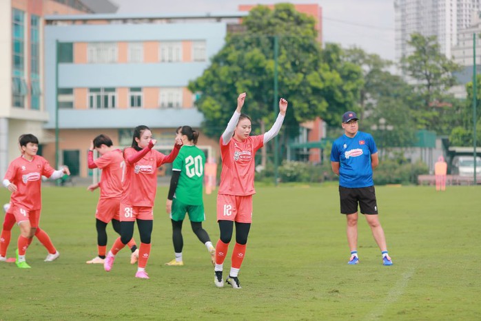 Nữ Việt Nam biến động nhân sự, 8 cầu thủ TP HCM lên tuyển- Ảnh 2.
