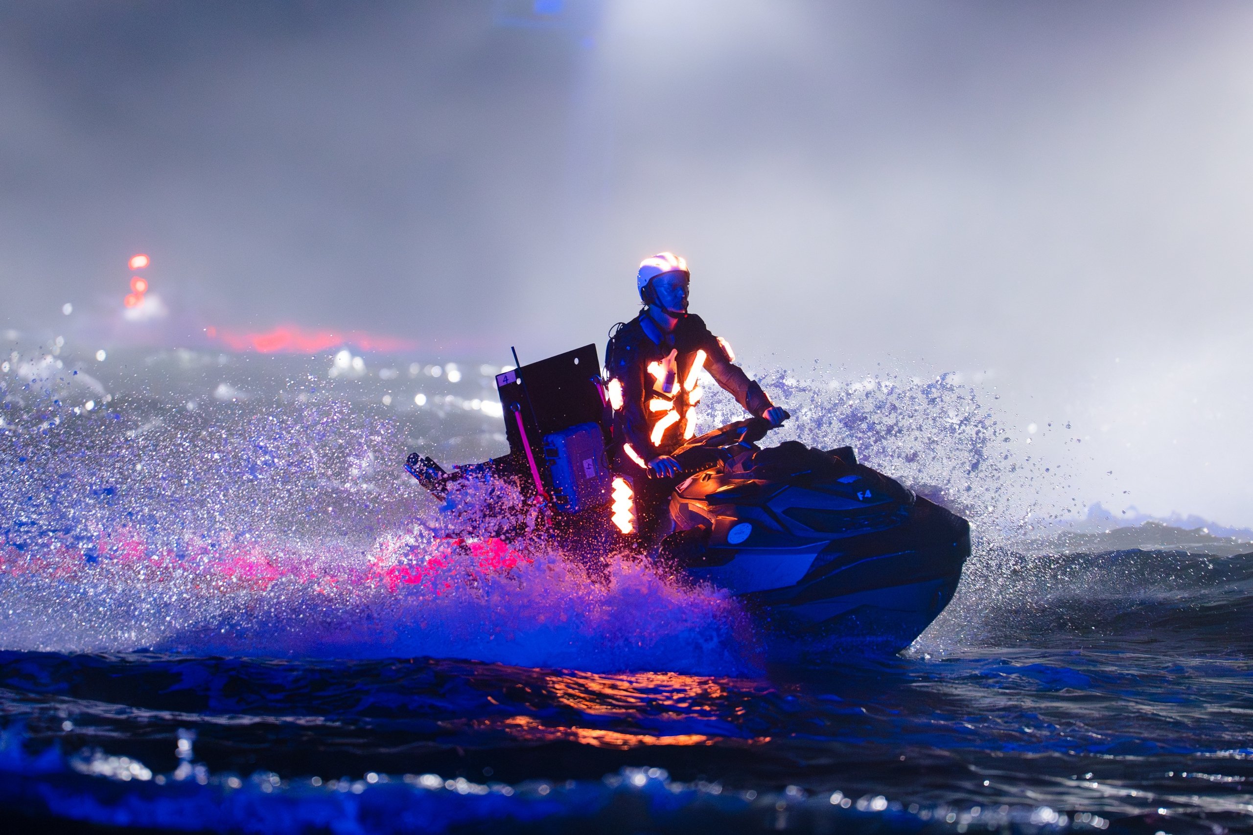 Behind the unprecedented Guinness World Record show in Cat Ba - Photo 2.