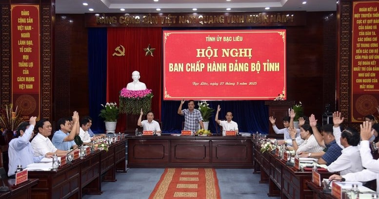 Cà Mau và Bạc Liêu thống nhất kịch bản tăng trưởng 2 con số sau hợp nhất- Ảnh 2.