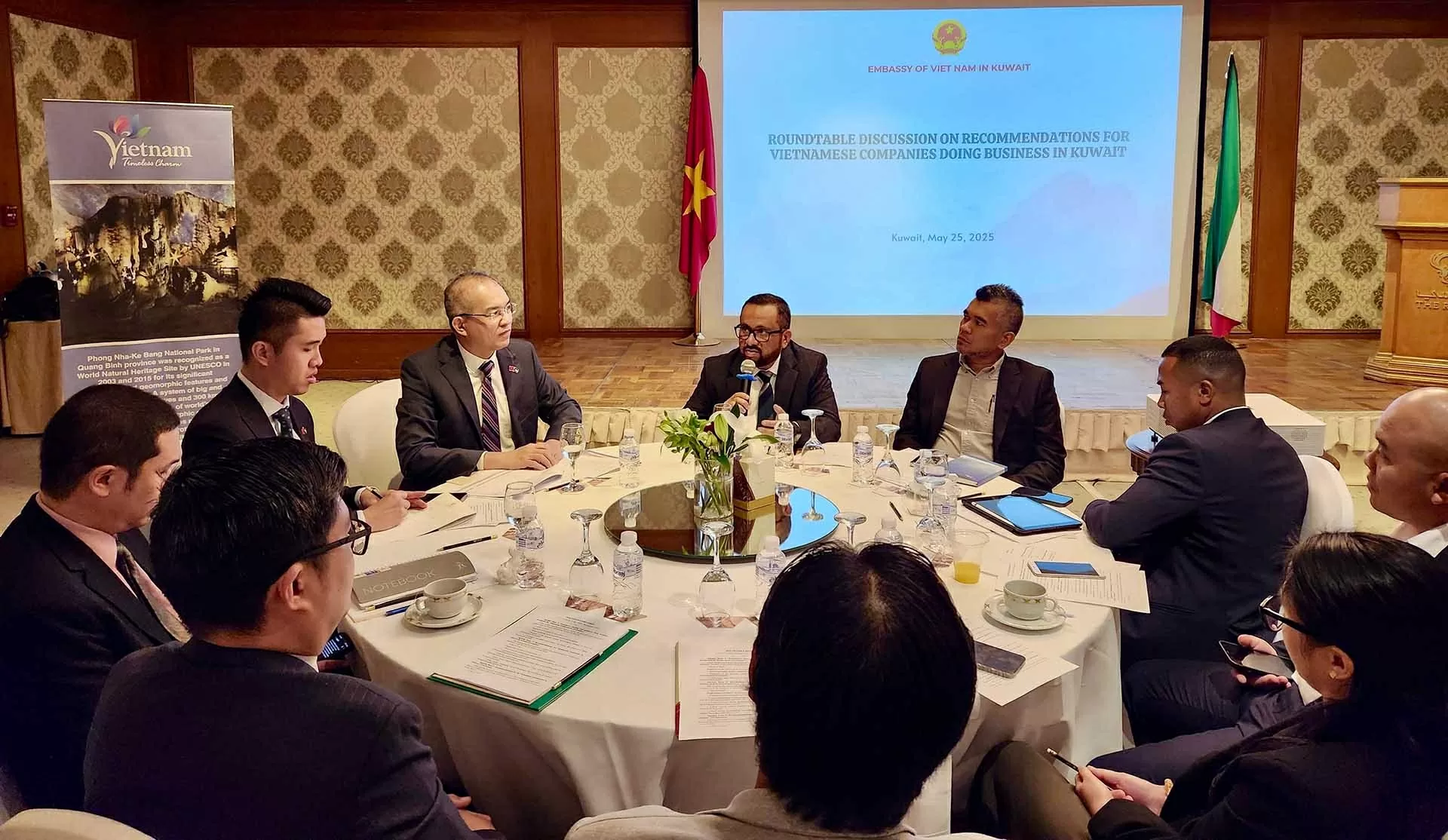 Đại sứ quán Việt Nam tại Kuwait tổ chức Tọa đàm doanh nghiệp và kỷ niệm 30 năm ký Hiệp định thương mại giữa hai nước