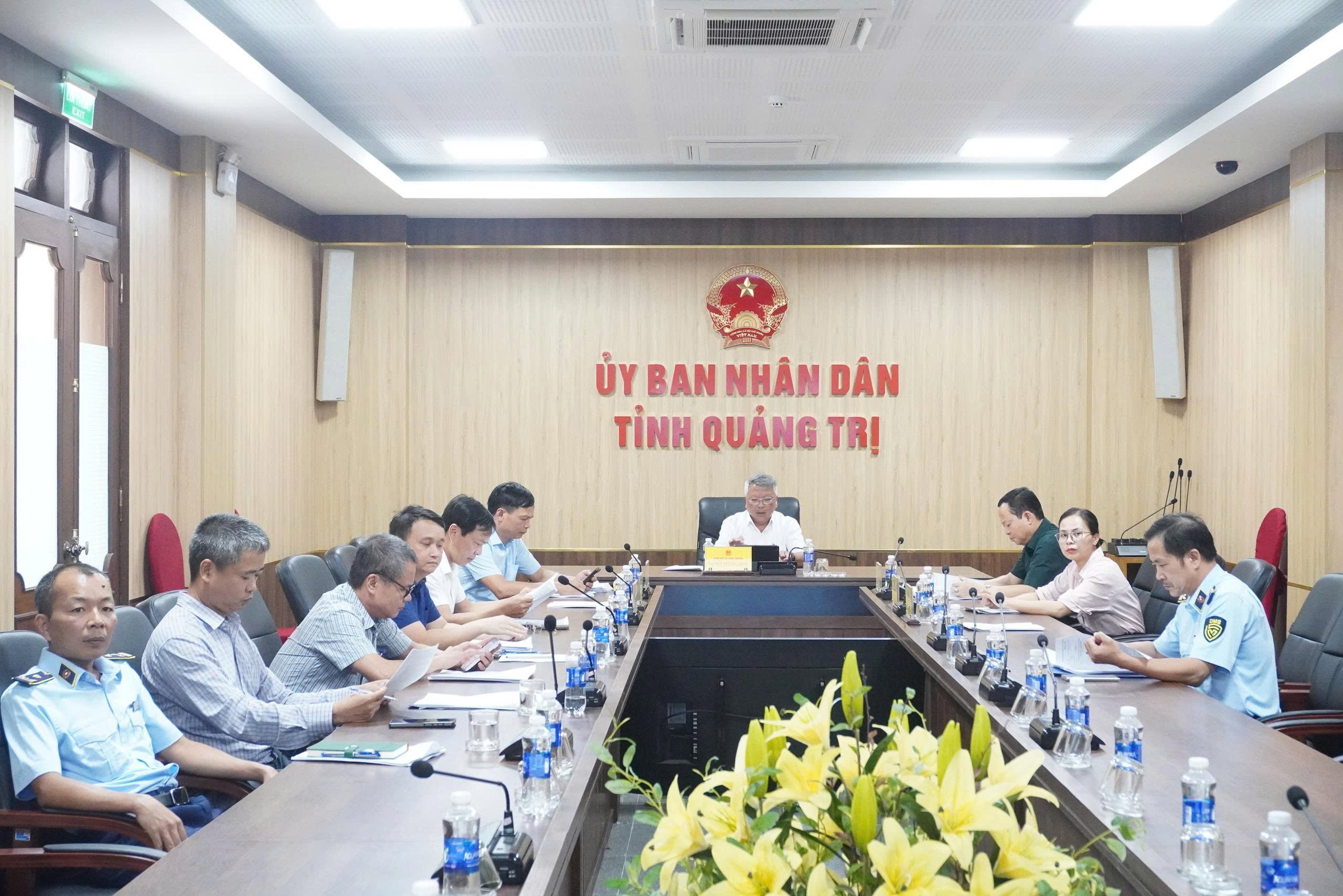 Consulting on draft decree on decentralization and delegation of state management in the fields of industry and trade