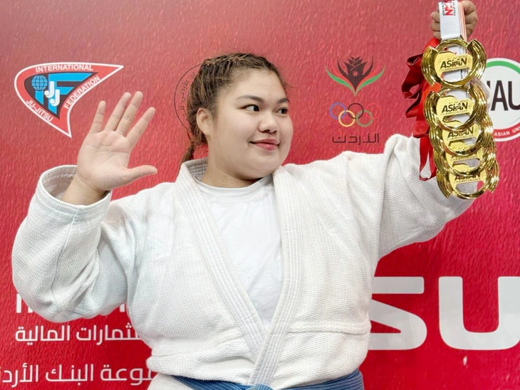 Võ sĩ jujitsu Thanh Trúc tỏa sáng với 5 huy chương vàng châu Á - Ảnh 4.