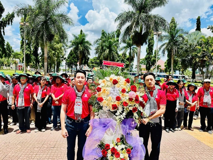 “Theo dấu chân cuộc Tổng tiến công và nổi dậy mùa Xuân 1975”: Trở lại vùng đất lịch sử- Ảnh 1.