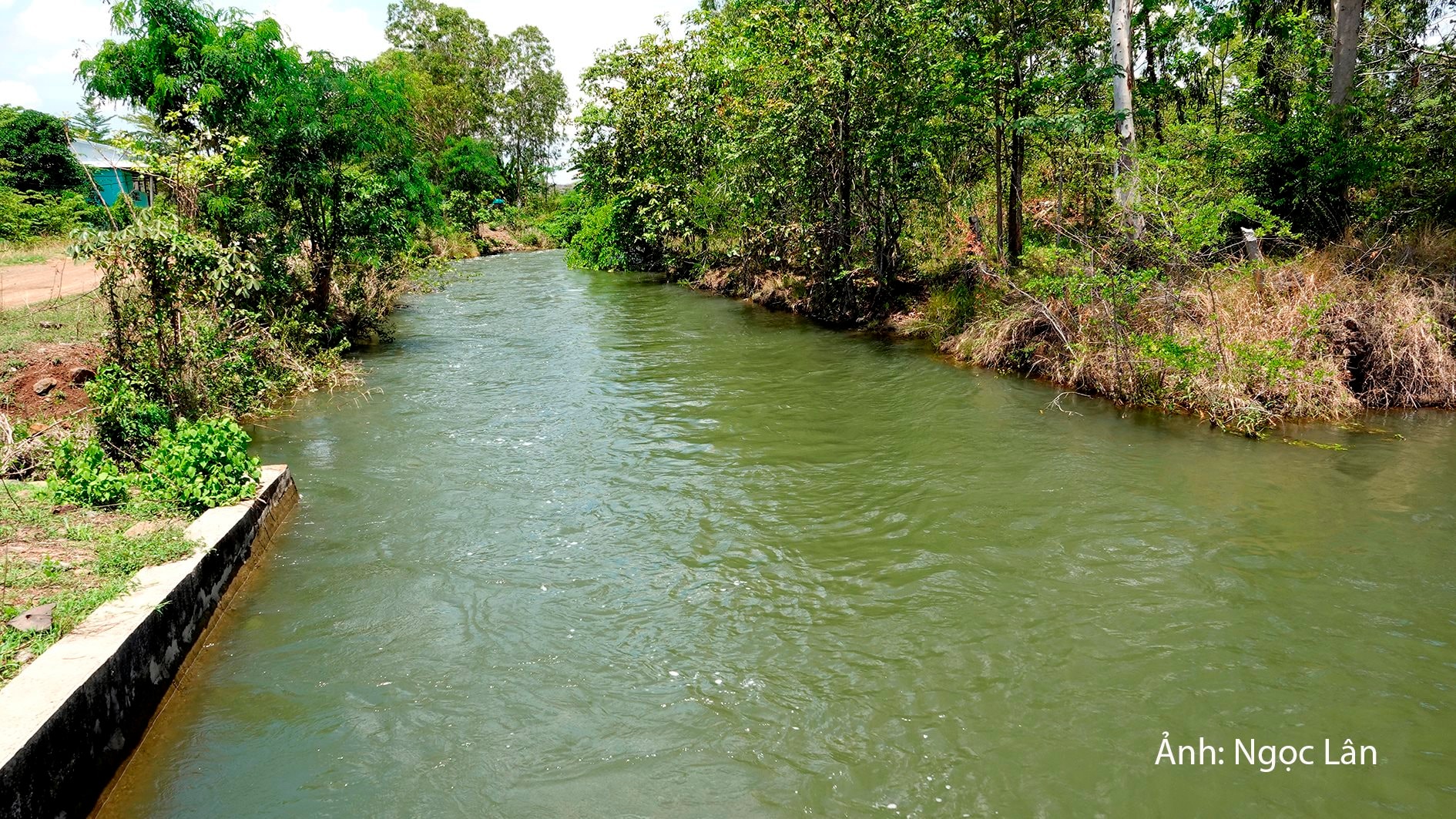 canal-d'eau.jpg
