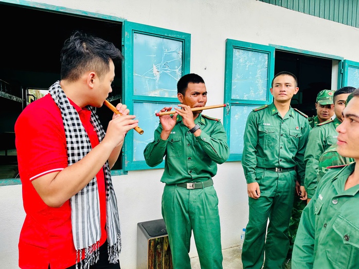 “Theo dấu chân cuộc Tổng tiến công và nổi dậy mùa Xuân 1975”: Về với biên cương Tổ quốc- Ảnh 13.