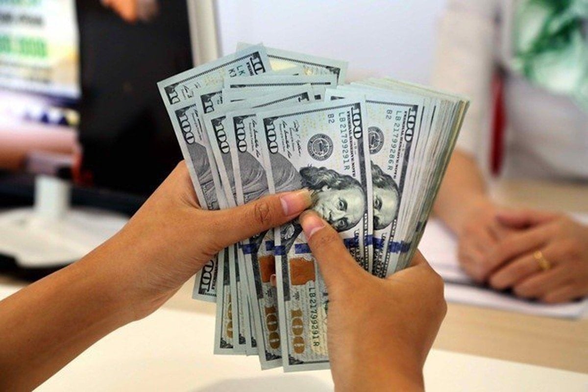 อัตราแลกเปลี่ยน USD วันนี้ 27 พ.ค. 68 : อัตราแลกเปลี่ยนกลางลดลงอย่างรวดเร็ว ตลาดเสรีสงบ
