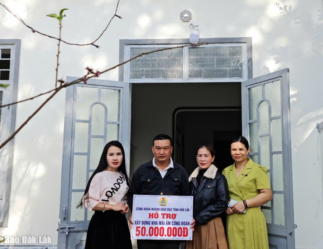 Đoàn viên Ngô Đức Hưng, CĐCS Trung tâm hỗ trợ phát triển Giáo dục hòa nhập trẻ khuyết tật Đắk Lắk