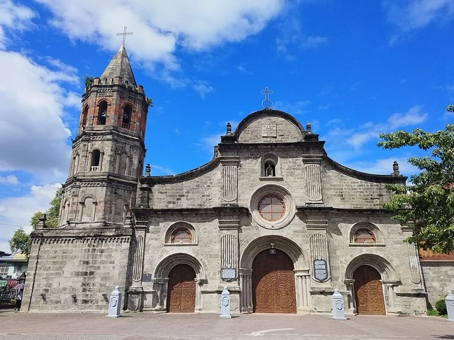 barasoain-church.webp
