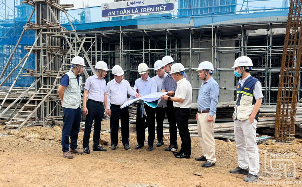 Sở Xây dựng Thái Nguyên tổ chức đoàn kiểm tra công trình hỗn hợp nhà ở, thương mại dịch vụ cao tầng tại phường Hoàng Văn Thụ - BV Diamond Hill Thái Nguyên.