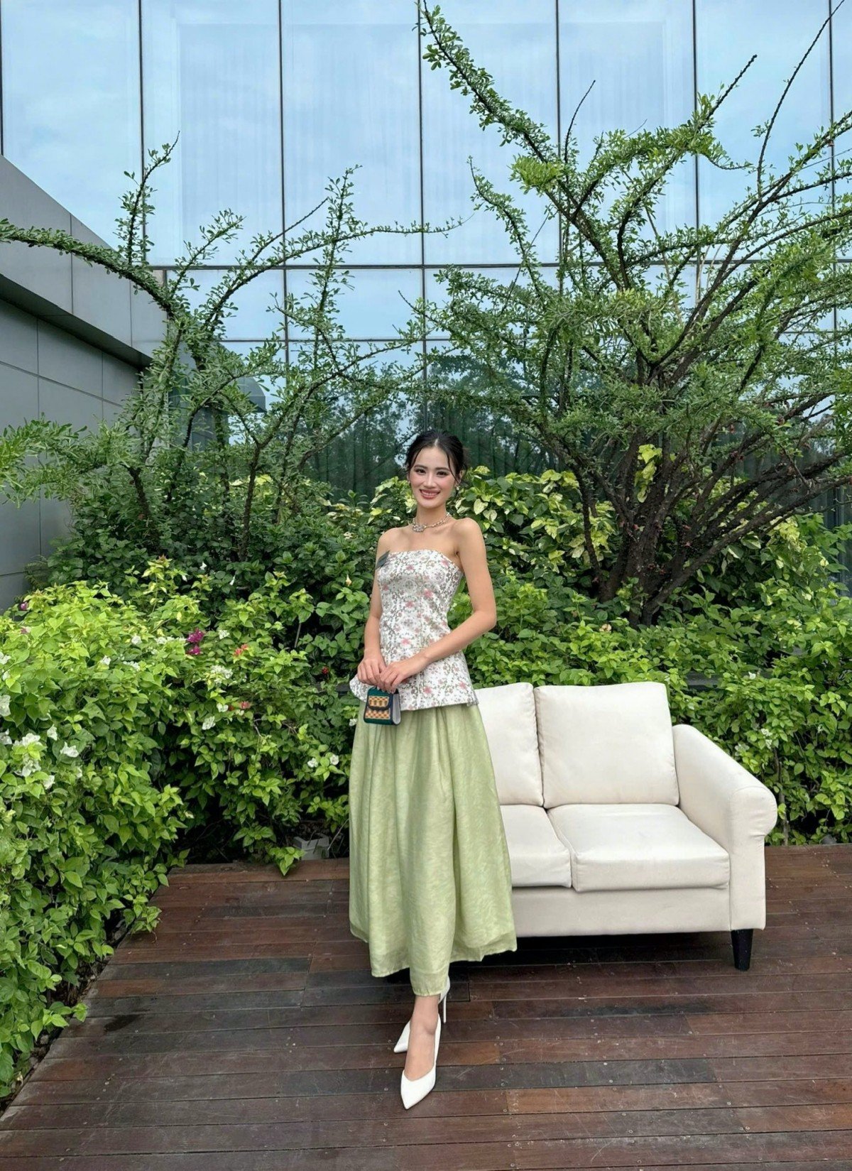 Miss World 2025: Loạt trang phục đậm tinh thần văn hóa Việt của Hoa hậu Ý Nhi - Ảnh 12.