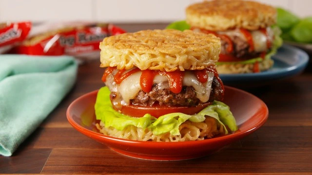 ramen-burger.webp