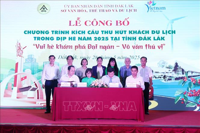Đắk Lắk công bố Chương trình kích cầu thu hút khách du lịch dịp hè năm 2025 - Ảnh 2.