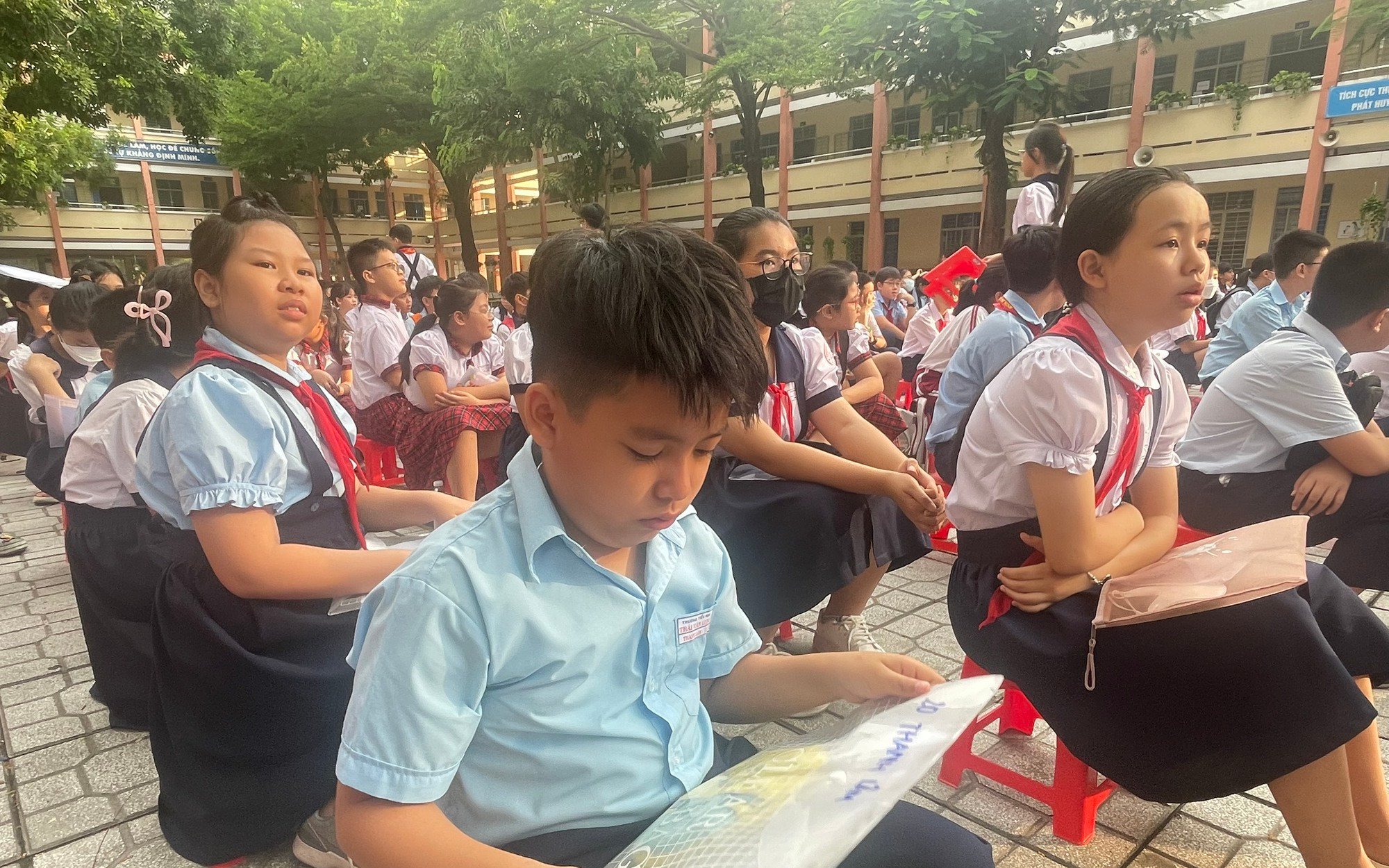 Ngày mai (29-5): Công bố điểm khảo sát, điểm chuẩn vào lớ 6 ở TP Thủ Đức - Ảnh 2.