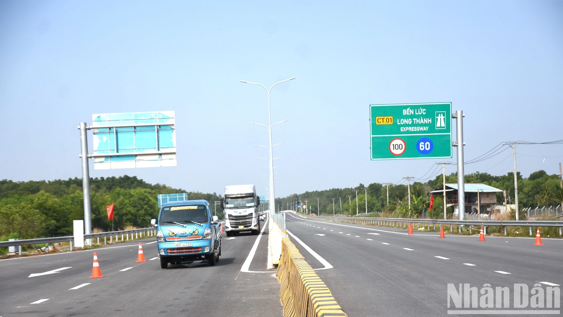 [Foto] Autopista Ben Luc-Long Thanh después de más de 10 años de construcción foto 2